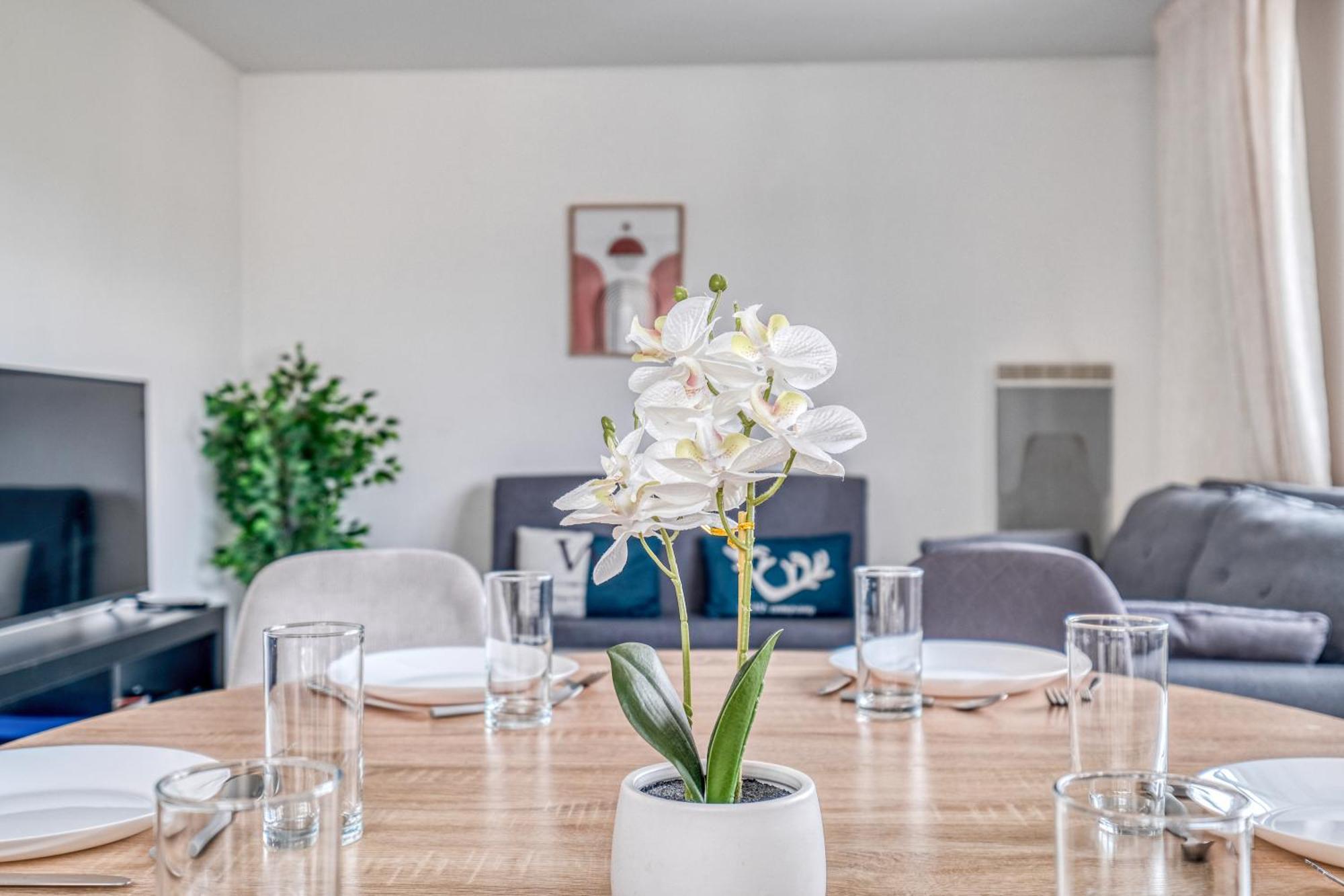 Appartement Family Terrasse 6-7Pers Proche Disney Et Gare Μοντεβρέν Εξωτερικό φωτογραφία